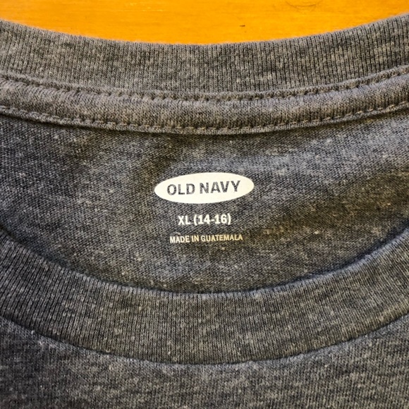 Boys Old Navy tee - Picture 2 of 2